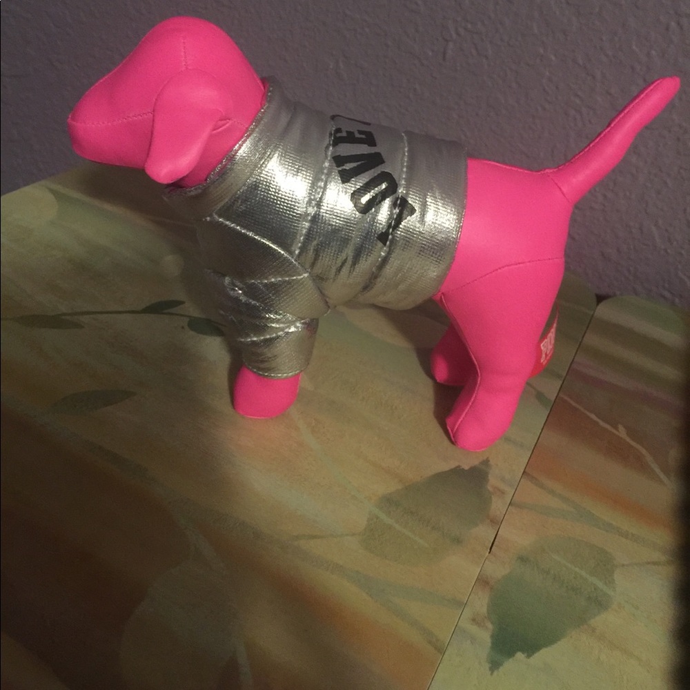 COPY - Pink Victoria secret Collector dog 🐕